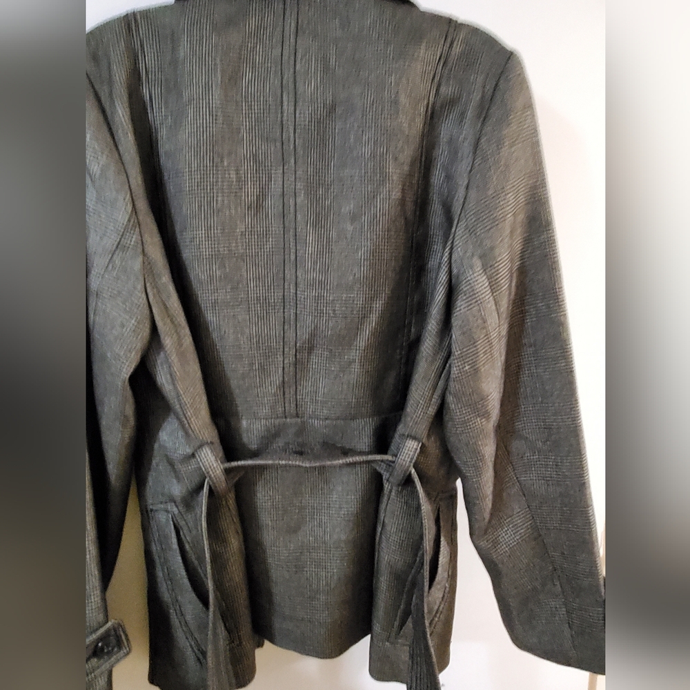 Pinstripe Jazz Jacket with Belt - Picture 4 of 5
